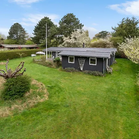 Holiday home Cozy In With Wifi Follenslev